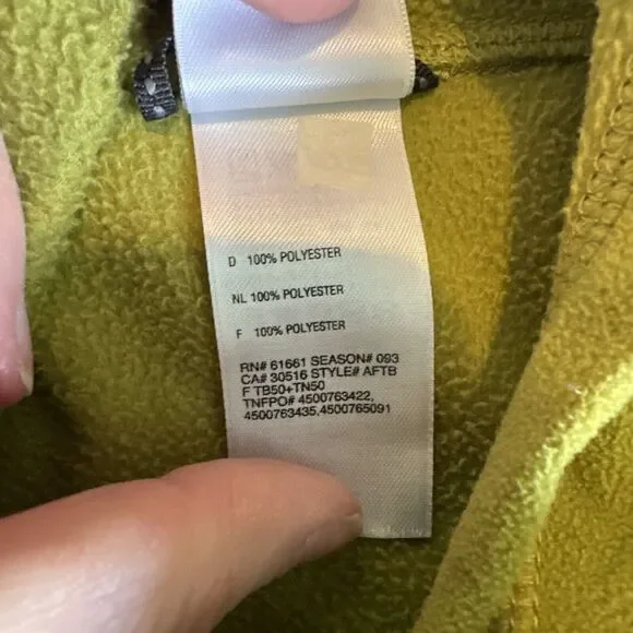 The North Face Boys XL Green Fleece Hoodie - Lightweight and Comfortable - Picture 10 of 11